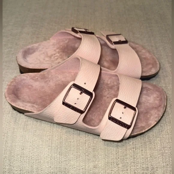 Birkenstock Microfiber Shearling Sandal - Desert Dust Rose - Picture 1 of 8